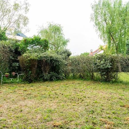 מונט-לה-ג'ולי Appartement Avec Jardin Et Terrasse Pres De Paris מראה חיצוני תמונה