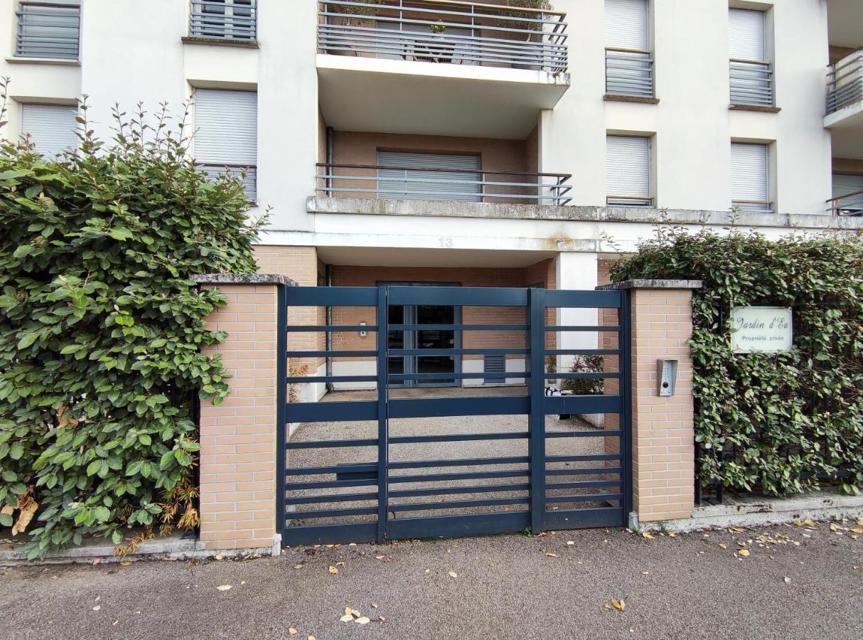 מונט-לה-ג'ולי Appartement Avec Jardin Et Terrasse Pres De Paris מראה חיצוני תמונה
