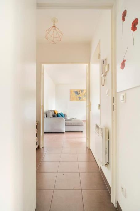 מונט-לה-ג'ולי Appartement Avec Jardin Et Terrasse Pres De Paris מראה חיצוני תמונה